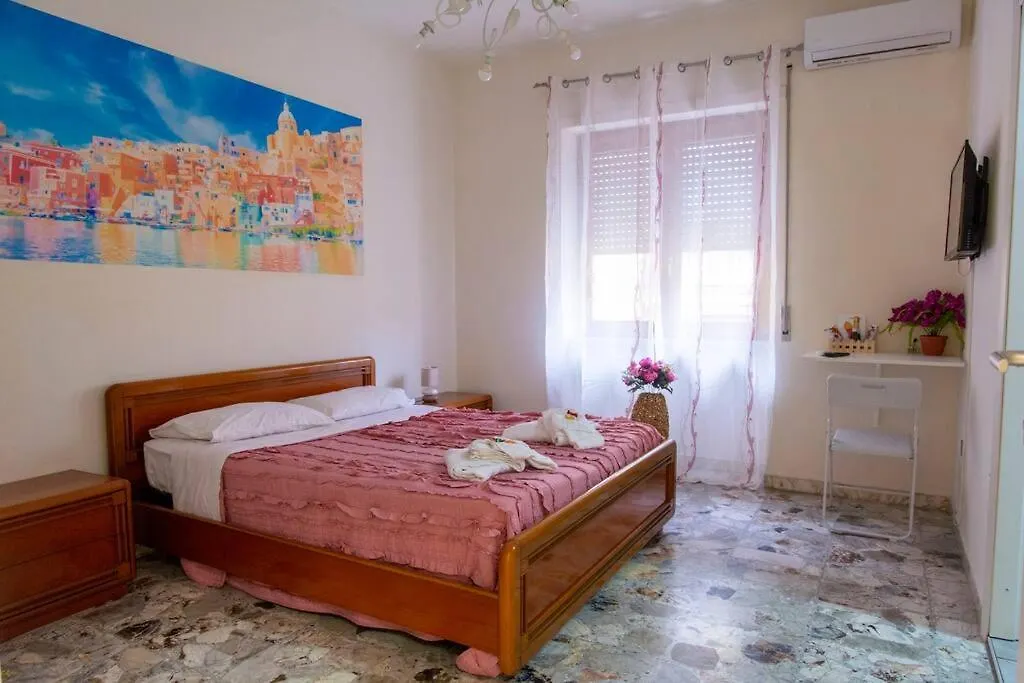 Central Station Private Apartment Neapol