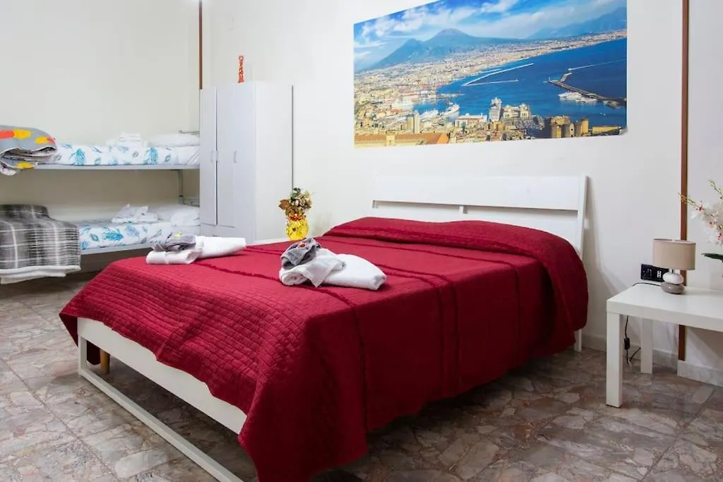 Central Station Private Apartment Neapol 0*,  Itálie